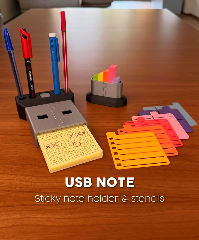 3D printed USB sticky note holder and pen organizer with colorful stencils