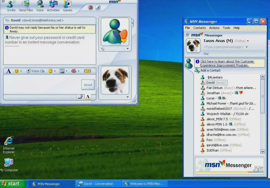 An MSN Messenger chat window open on a Windows XP desktop, showcasing early 2000s nostalgia