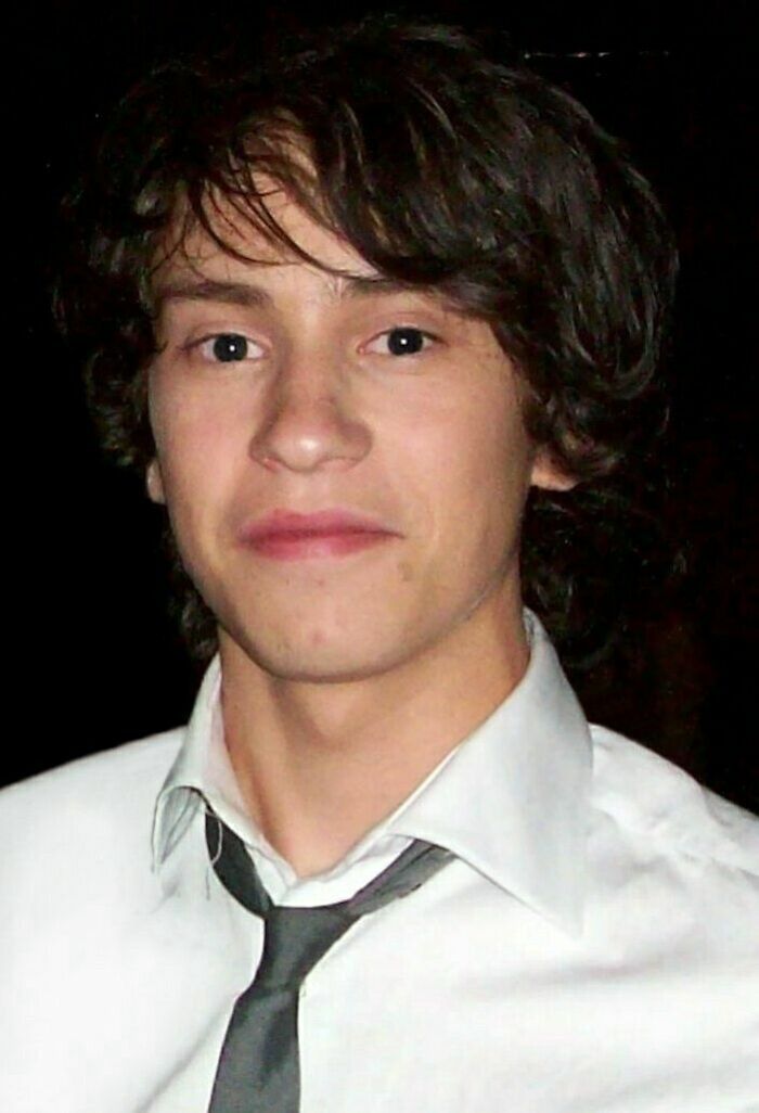 Actor Keir Gilchrist, 34