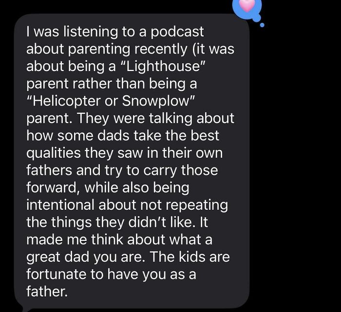 A sweet text message complimenting a great dad and showing appreciation for wholesome fatherhood