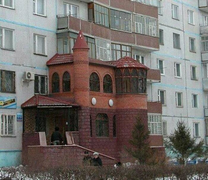 Luxurious DIY Balconies Of Russia