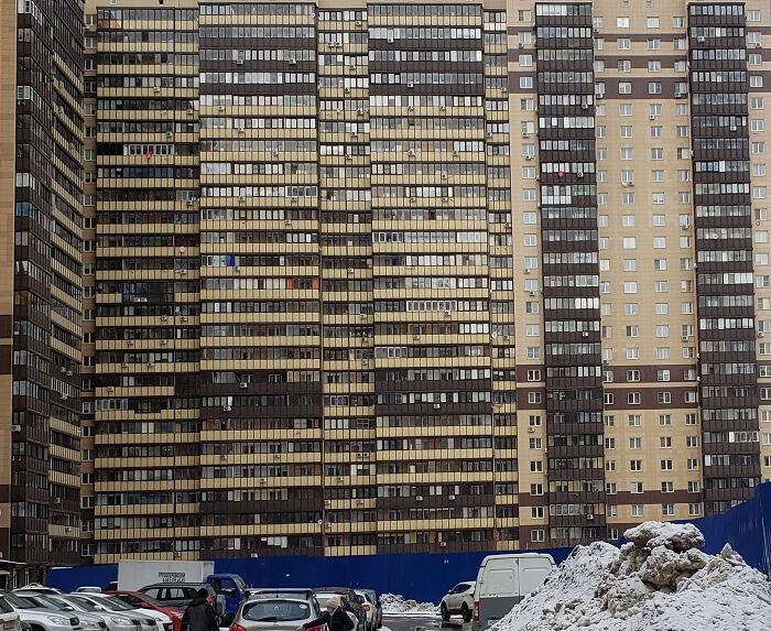 Russian Apartments Built Quickly And With Cheap Materials. There Is No End