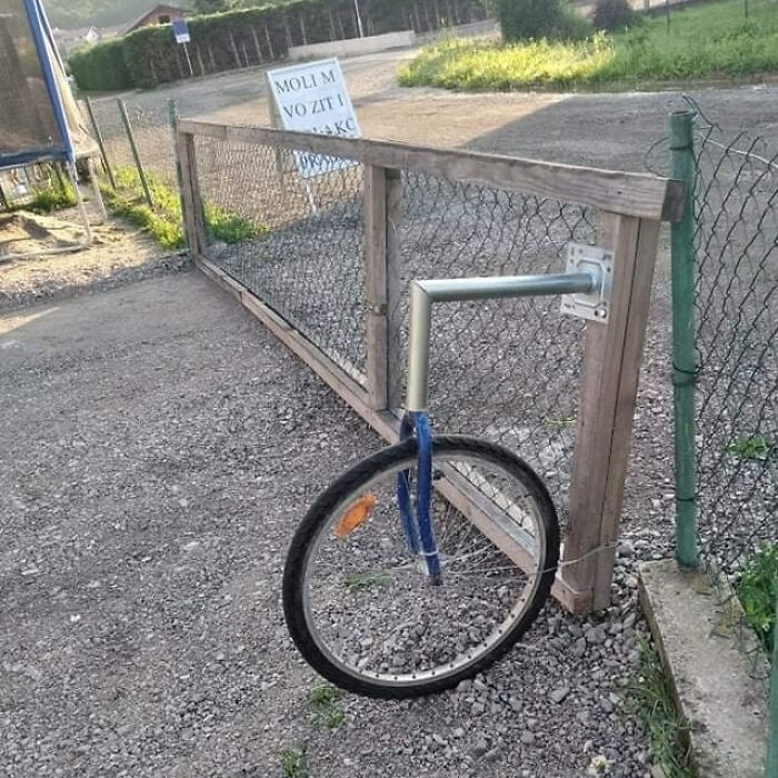 Rolling Gate
