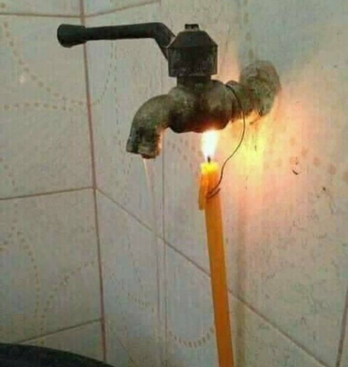The First Boiler Is Invented (C. 1679)