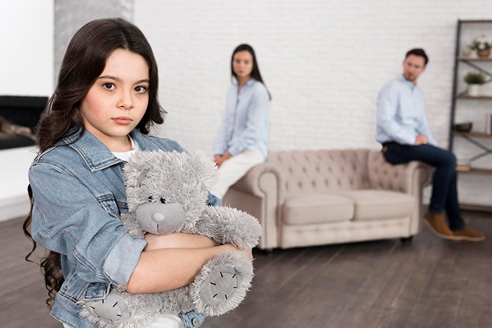 Dad Of 9 Kids Has A Plan For His Daughter After College, Gets A Harsh Reality Check Dad Of 9 Kids Has A Plan For His Daughter After College, Gets A Harsh Reality Check