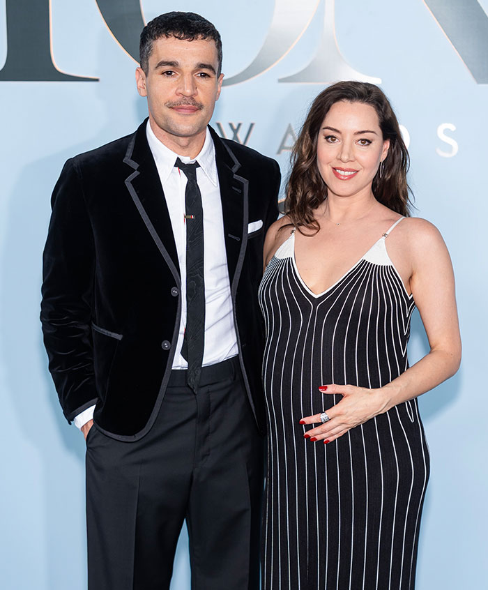 Aubrey Plaza's intimate scene with Robert De Niro, director's request, going viral again.