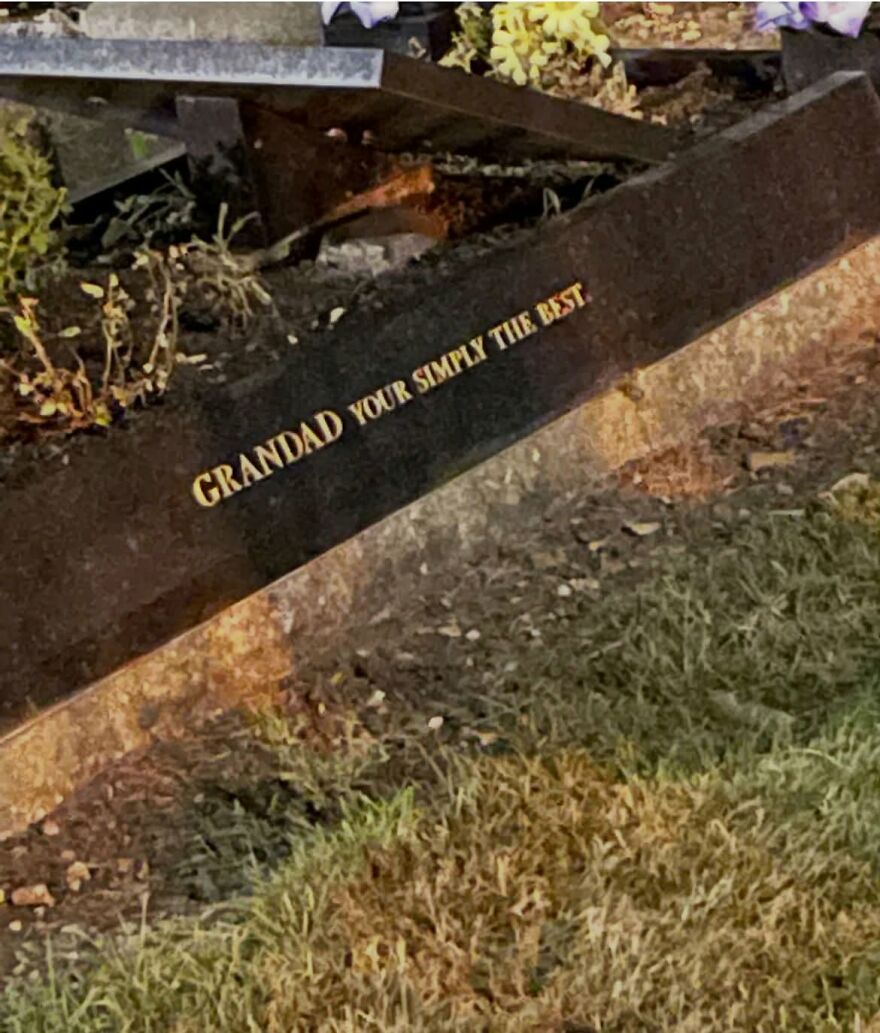 A grave headstone featuring a prominent spelling and grammar fail.