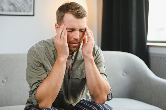 Noisy Neighbors Refuse To Back Down, So Person Makes Their Lives Miserable Until They Leave Noisy Neighbors Refuse To Back Down, So Person Makes Their Lives Miserable Until They Leave