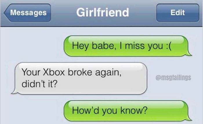 Savage text reply about broken Xbox in conversation