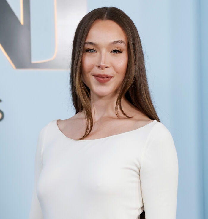 The nepo baby actress on a red carpet. Her show receives scathing reviews and viewers are sick of the whitewashing.