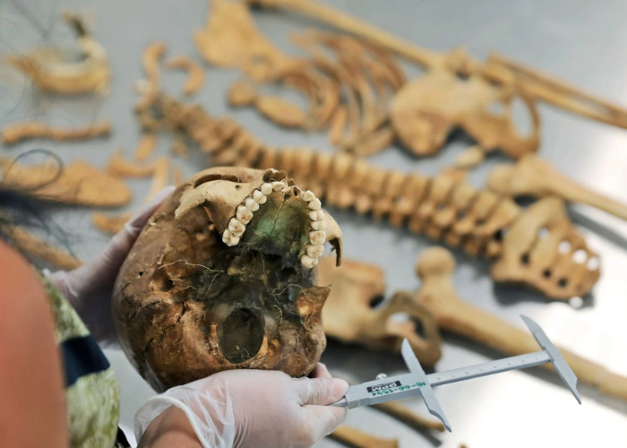 They Feared A Teen Girl Was A Vampire And Trapped Her Grave — Centuries Later, Experts Have A Different Theory They Feared A Teen Girl Was A Vampire And Trapped Her Grave — Centuries Later, Experts Have A Different Theory
