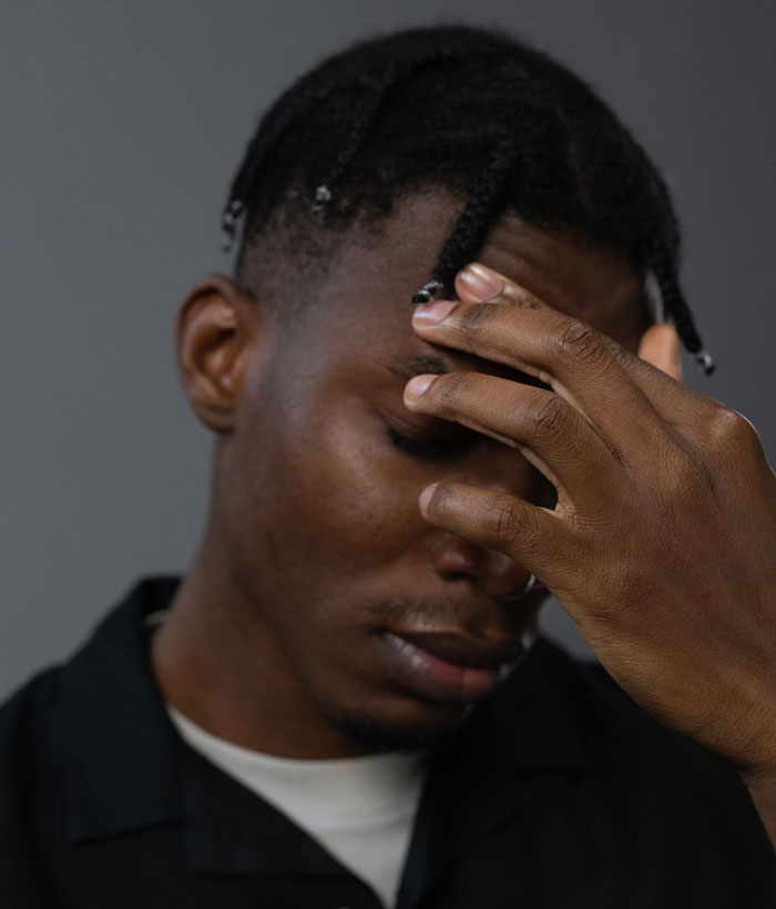 Neighbor Calls Black Man “Intimidating,” Then Posts His Photo And Warns Residents About Him Neighbor Calls Black Man “Intimidating,” Then Posts His Photo And Warns Residents About Him