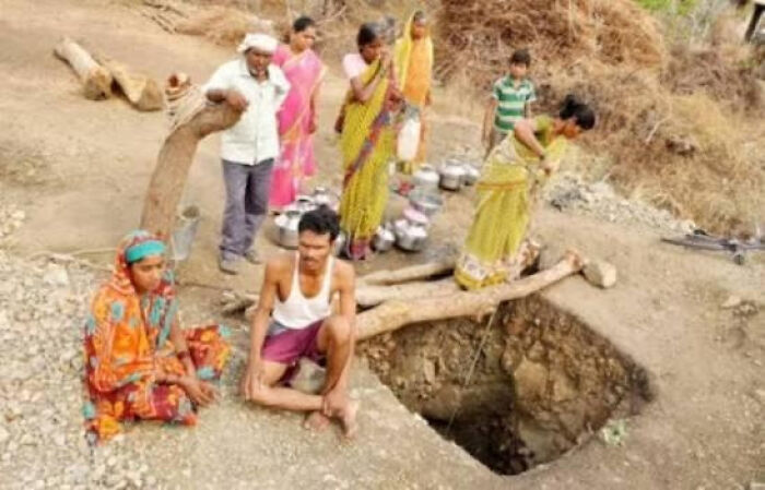After His Wife Was Turned Away From A Well, A Labourer Dug One Himself In 40 Days So His Neighbourhood Would Not Have To Ask Again