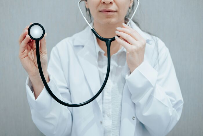 “Lost A Fight With A Beaver”: These 65 Patient Stories Really Stuck With Medical Professionals