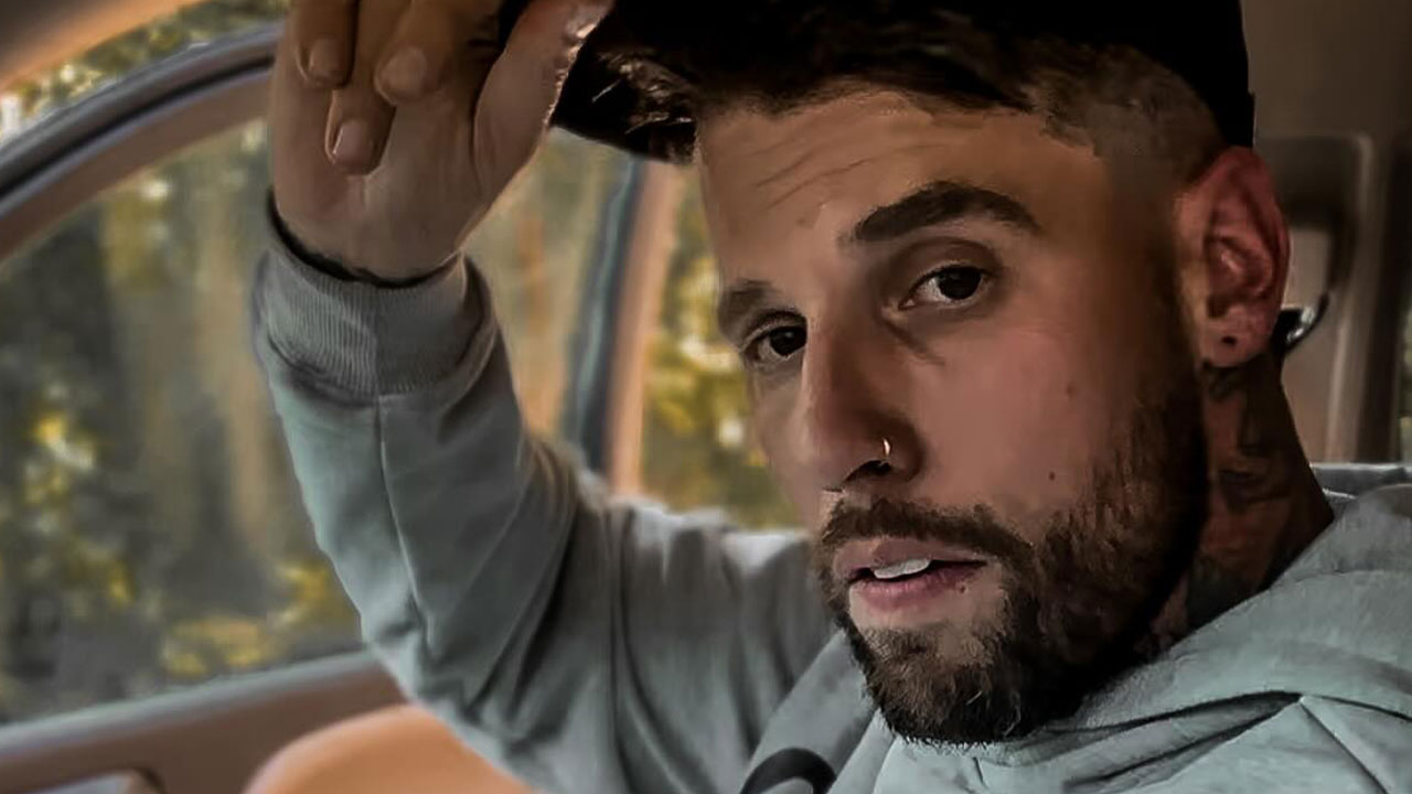Former Alcoholic Shares 3 Warning Signs That Helped Him Recognize His Drinking Problem