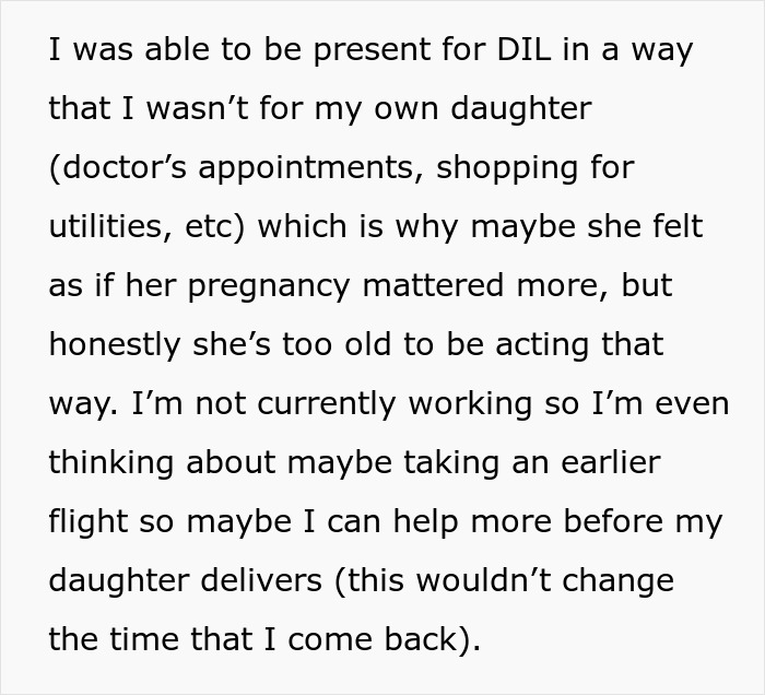 A screenshot with text about a grandmother deciding on an earlier flight to stay abroad with her daughter. A screenshot with text about a grandmother deciding on an earlier flight to stay abroad with her daughter.
