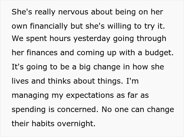 Guy Can't Handle Being With Girlfriend's Rich Family Who Thinks He's A Complete Loser