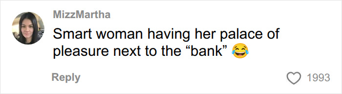 Online comment on buying a ghost town about a palace of pleasure next to the bank Online comment on buying a ghost town about a palace of pleasure next to the bank