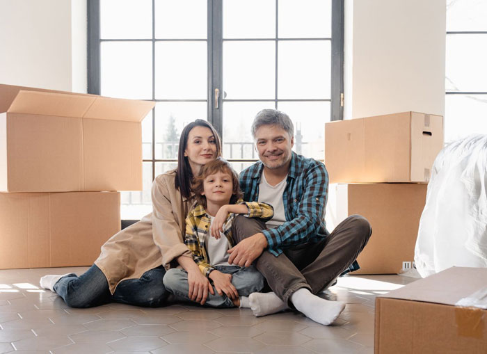 Mom Thinks Her Son And His Wife Should Live By Her Rules While She's Visiting Mom Thinks Her Son And His Wife Should Live By Her Rules While She's Visiting