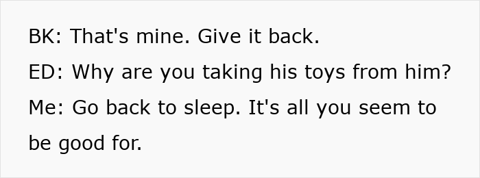 Text shows the entitled kid demanding the heart monitor back and another kid defending him. Text shows the entitled kid demanding the heart monitor back and another kid defending him.