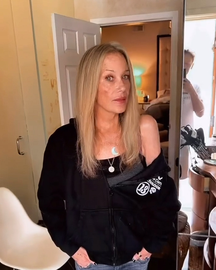 Christina Applegate Sparks Fresh Concern After Appearing In First Photos Since Four-Month Hospital Stay Christina Applegate Sparks Fresh Concern After Appearing In First Photos Since Four-Month Hospital Stay