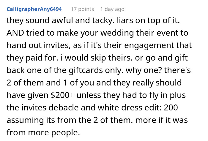 A Reddit comment advises regifting one of the used wedding gift cards back, highlighting tacky behavior and wedding drama.