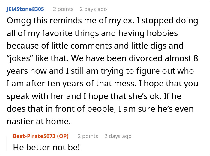Guy Comes Into Girlfriend's Book Club Just To Embarrass Her, Doesn't See The Big Deal Guy Comes Into Girlfriend's Book Club Just To Embarrass Her, Doesn't See The Big Deal