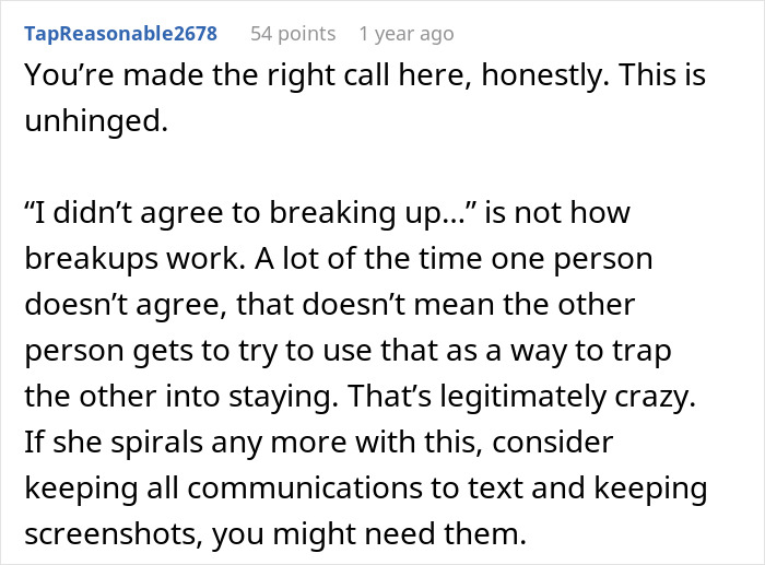 A comment on the story of a woman getting tattoos knowing her boyfriend would leave, calling it unhinged. A comment on the story of a woman getting tattoos knowing her boyfriend would leave, calling it unhinged.