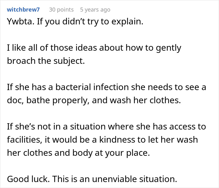 Friend’s Musty Smell Starts Clearing Rooms, Woman Dreads Being The One Who Finally Tells Her Friend’s Musty Smell Starts Clearing Rooms, Woman Dreads Being The One Who Finally Tells Her