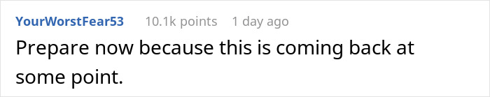 A comment warns an employee to prepare, suggesting the home office approval by HR will lead to future issues with the boss. A comment warns an employee to prepare, suggesting the home office approval by HR will lead to future issues with the boss.