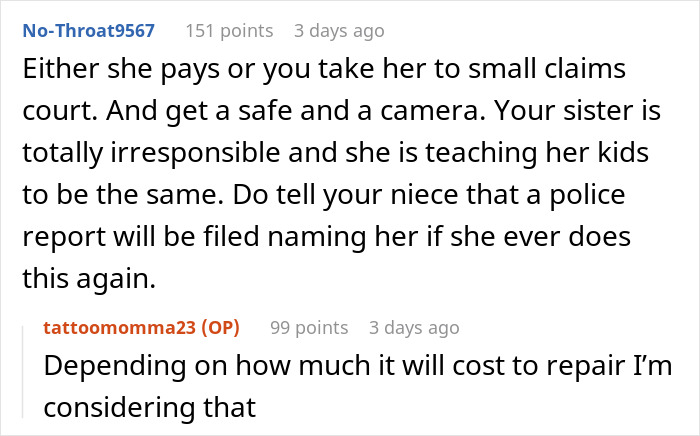 A screenshot of a Reddit comment suggesting small claims court or police report for the 14-year-old and her aunt's sapphire engagement ring.