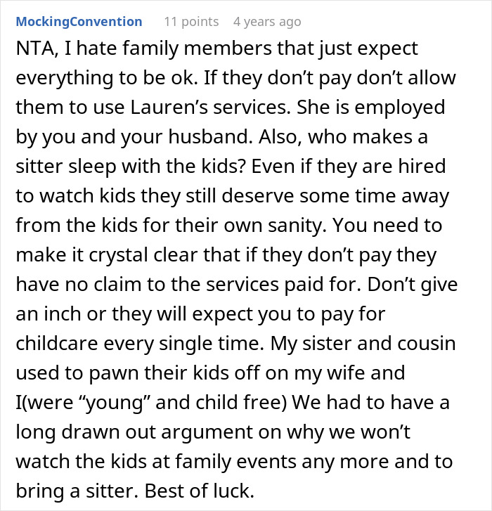 A screenshot of a comment discussing family members expecting free childcare from a nanny on vacation. A screenshot of a comment discussing family members expecting free childcare from a nanny on vacation.