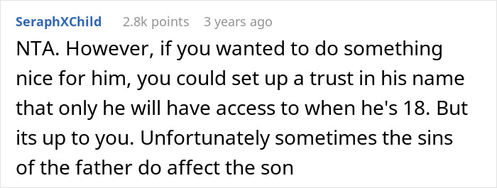 A screenshot of a comment about inheritance drama suggesting setting up a trust for the child. A screenshot of a comment about inheritance drama suggesting setting up a trust for the child.