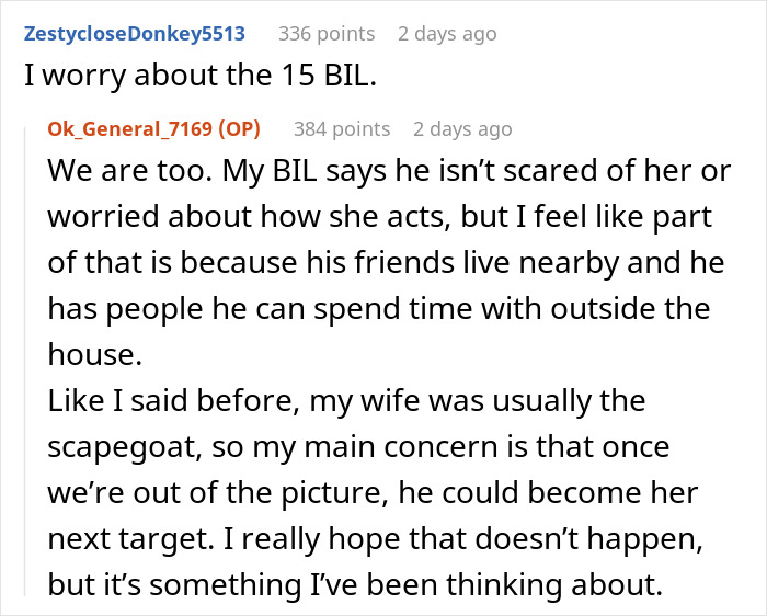 Controlling Mom With Anger Issues Explodes At Daughter For Eating Salad, Hubby Gets Up In Her Grill Controlling Mom With Anger Issues Explodes At Daughter For Eating Salad, Hubby Gets Up In Her Grill