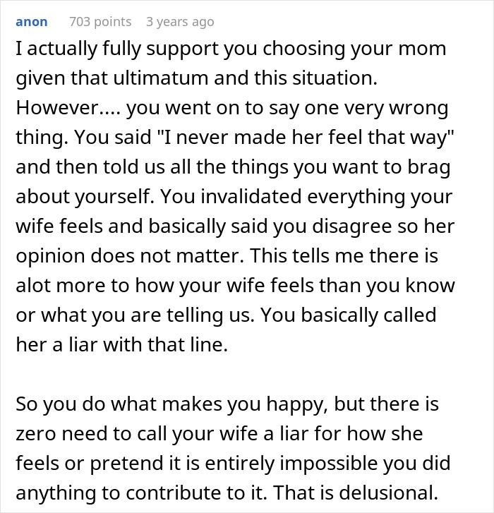 Support choosing mom but warns against dismissing wife's feelings