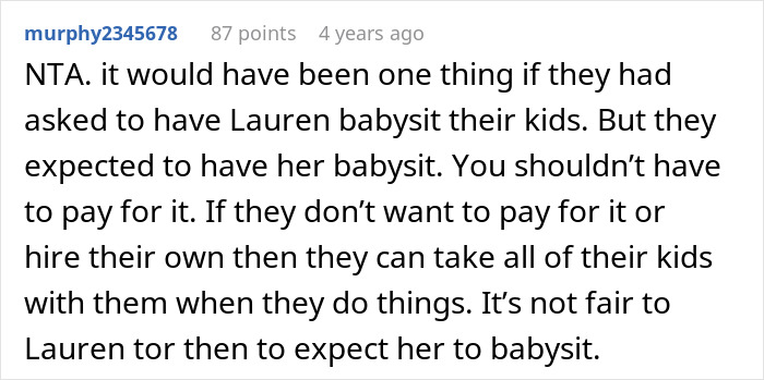 A screenshot of a comment about a woman bringing a nanny on vacation, detailing that babysitting the kids should be paid. A screenshot of a comment about a woman bringing a nanny on vacation, detailing that babysitting the kids should be paid.