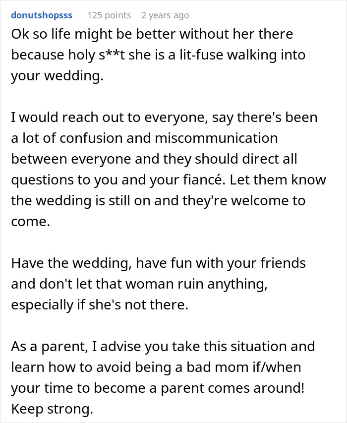 Mom Goes Into Hysterics After Finding Out Her Son Is Getting Married, Takes It Even Further Into Crazy Land Mom Goes Into Hysterics After Finding Out Her Son Is Getting Married, Takes It Even Further Into Crazy Land