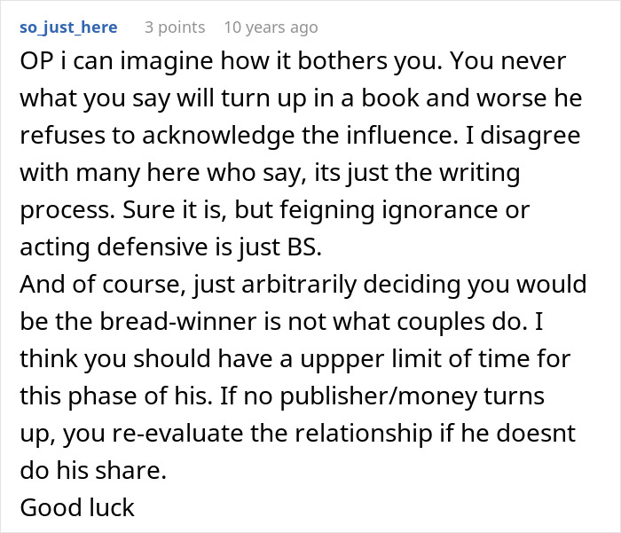 Woman Reads Boyfriend's Novel, Realizes Something That Forever Changes The Way She Feels About Him Woman Reads Boyfriend's Novel, Realizes Something That Forever Changes The Way She Feels About Him