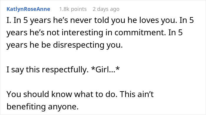A screenshot of a comment stating that a guy who doesn&rsquo;t say I love you and won&rsquo;t marry her is disrespectful.