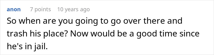 An online comment asking when to visit the credit card thief's house while he is in jail.