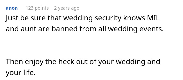 Mom Goes Into Hysterics After Finding Out Her Son Is Getting Married, Takes It Even Further Into Crazy Land Mom Goes Into Hysterics After Finding Out Her Son Is Getting Married, Takes It Even Further Into Crazy Land