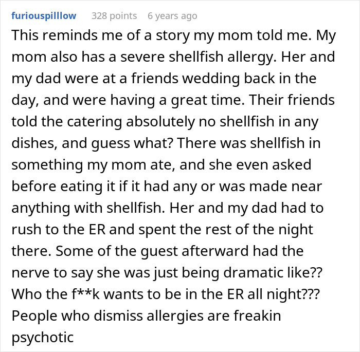 Reddit comment detailing a severe shellfish allergy reaction story from a wedding, emphasizing the danger and dismissal of allergies. Reddit comment detailing a severe shellfish allergy reaction story from a wedding, emphasizing the danger and dismissal of allergies.