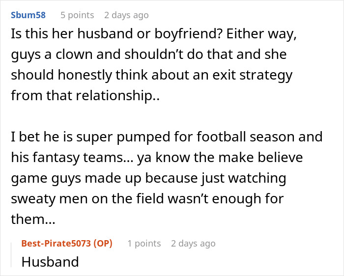 Guy Comes Into Girlfriend's Book Club Just To Embarrass Her, Doesn't See The Big Deal Guy Comes Into Girlfriend's Book Club Just To Embarrass Her, Doesn't See The Big Deal