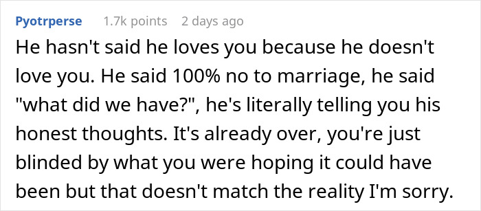 A Reddit comment discussing a guy who won't say I Love You and won't marry his girlfriend.