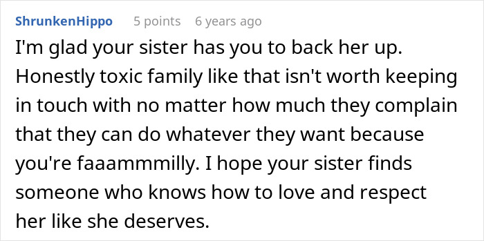 A comment supporting a woman who ended a toxic relationship, advising to cut ties with toxic family. A comment supporting a woman who ended a toxic relationship, advising to cut ties with toxic family.