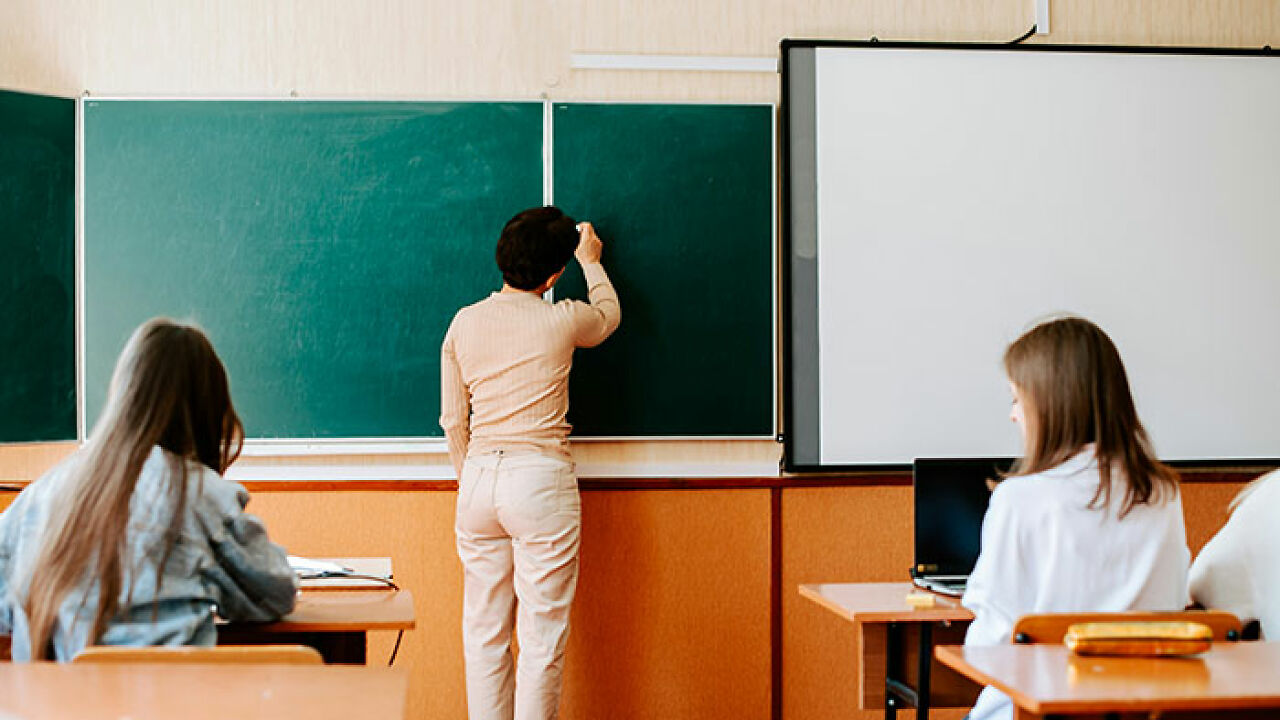Teacher Allegedly Outed A Closeted Teen Over A School Trip—Then Her “Foolproof” Rooming Plan Backfired