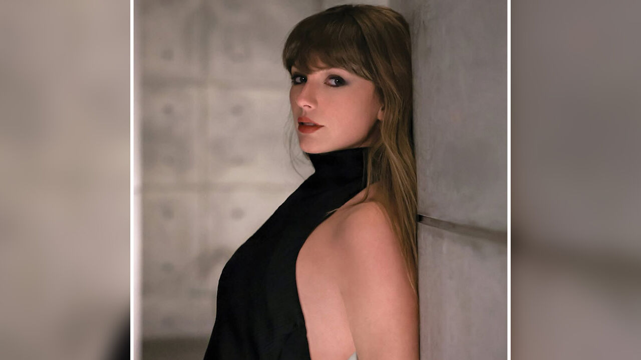 Taylor Swift Slammed After Netizens Spot A Bizarre Detail In Her Latest Photo Announcing Big News