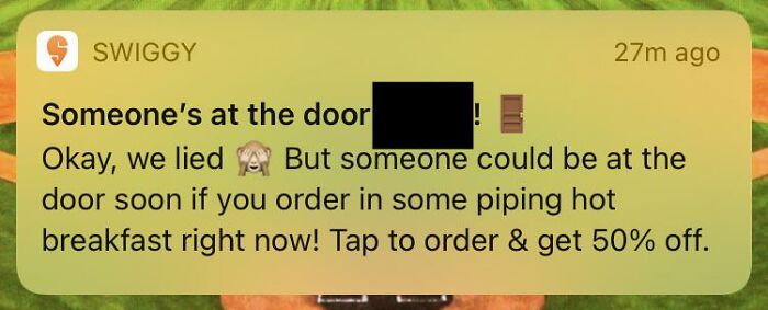 A misleading notification from a delivery app, an example of terrible product design