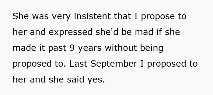Screenshot of text explaining how the man's fiancée insisted he propose, and he did. Screenshot of text explaining how the man's fiancée insisted he propose, and he did.
