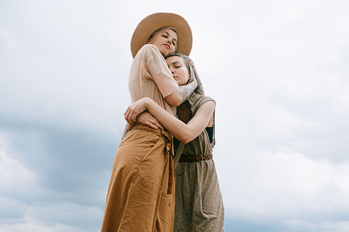 Woman Gives Freeloader Sister A Dose Of Reality, She Lasts Four Days Before Everything Falls Apart